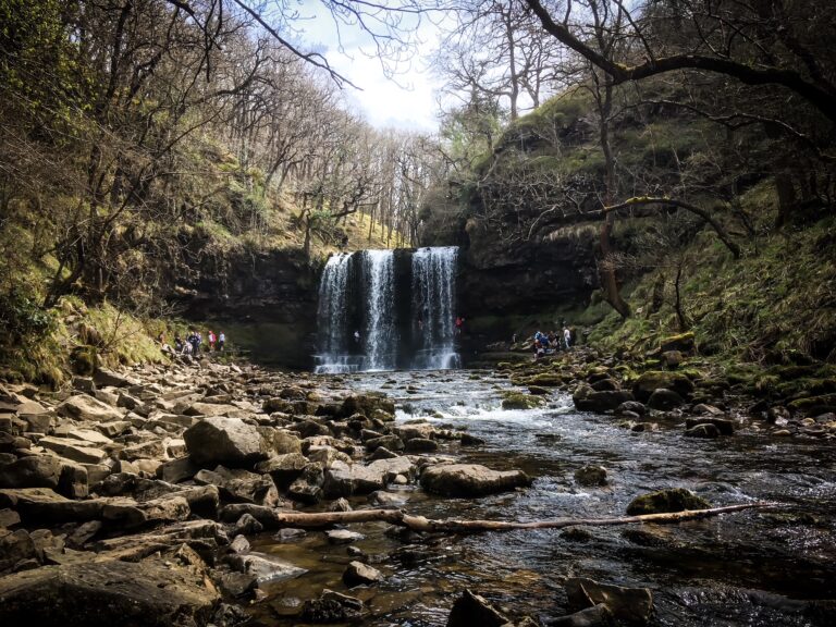 Sgwd yr Eira: Exploring this Majestic Waterfall